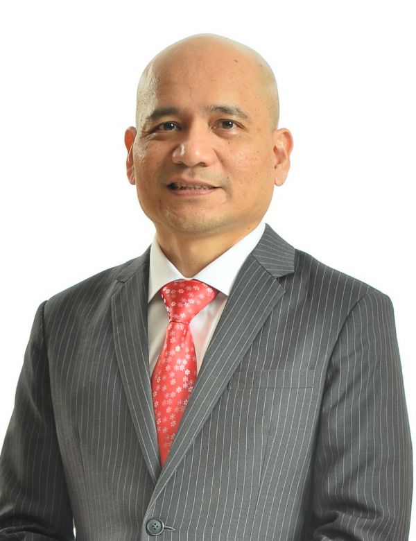 Encik Ahmad Rizal bin Adnan