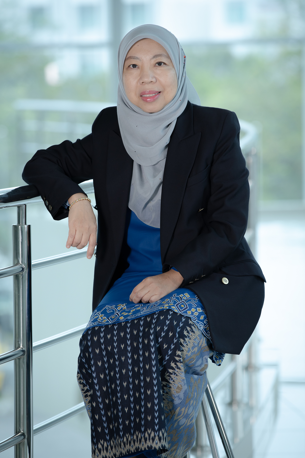 Prof Dr Lela Binti Hj Su'ut